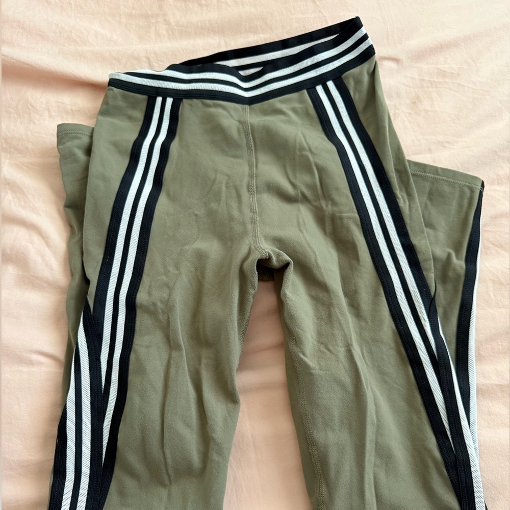 Olive Green ALO leggings
